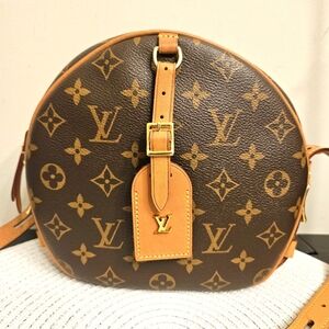 Louis Vuitton Boite Chapeau MM Crossbody Bag